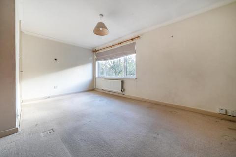 2 bedroom flat for sale, Bracknell,  Berkshire,  RG12