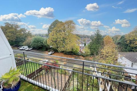 3 bedroom flat for sale, Bournemouth