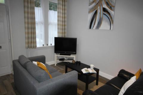 2 bedroom house share to rent, Drewry Lane, Derby,