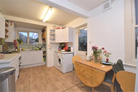 6 bedroom terraced house to rent, Hollingbury Terrace, Brighton BN1