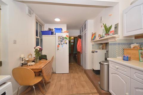 6 bedroom terraced house to rent, Hollingbury Terrace, Brighton BN1