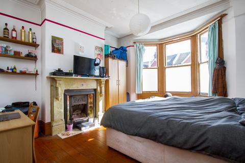 6 bedroom terraced house to rent, Hollingbury Terrace, Brighton BN1
