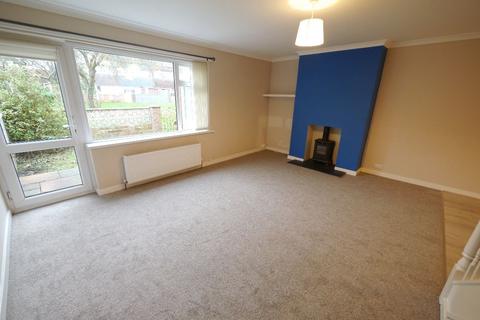 3 bedroom terraced house to rent, Cheviot Close, North Shields