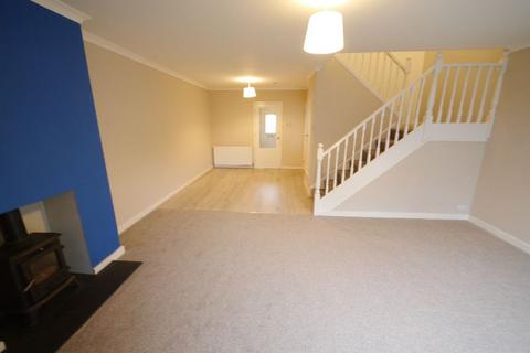 3 bedroom terraced house to rent, Cheviot Close, North Shields