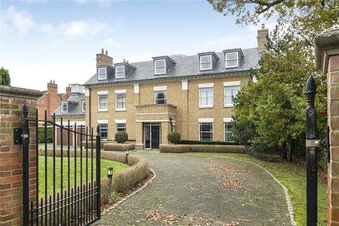 6 bedroom detached house for sale, Broad Walk, London, N21