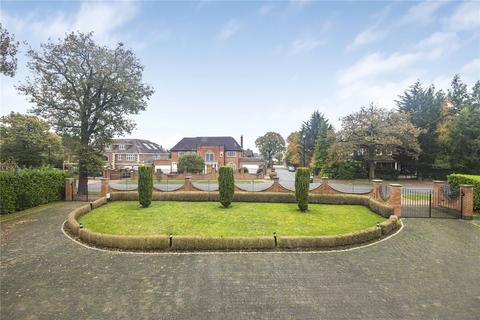 6 bedroom detached house for sale, Broad Walk, London, N21