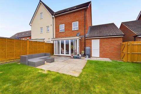 4 bedroom semi-detached house for sale, Foxwhelp Way, Quedgeley, Gloucester, Gloucestershire, GL2