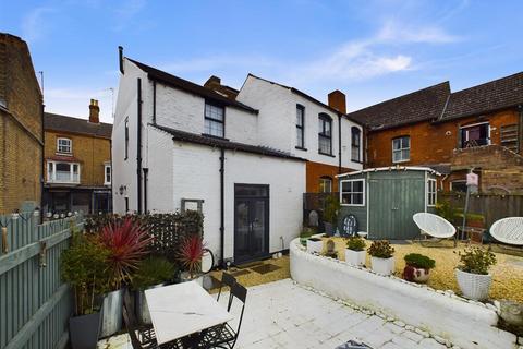 3 bedroom semi-detached house for sale, West Street, Alford LN13