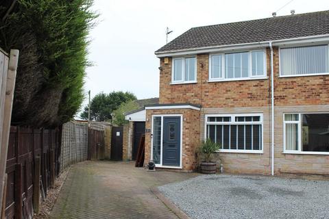 3 bedroom semi-detached house for sale, Croft Close, Market Weighton, York