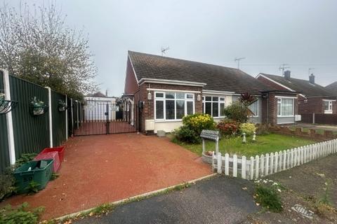 2 bedroom semi-detached bungalow for sale, Clacton-On-Sea CO15