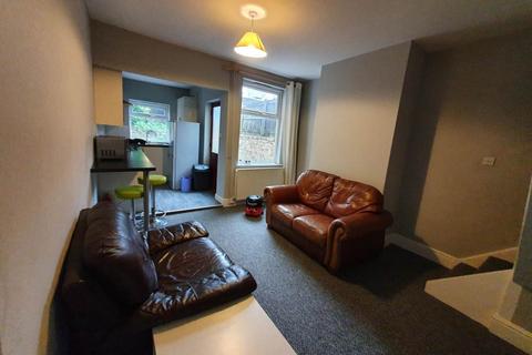 2 bedroom house to rent, Frederick Street , Derby,