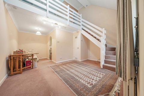 122 Beaconsfield Way, Earley, Reading, RG6 5UX