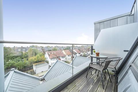 2 bedroom flat for sale, Gaumont Place, Streatham Hill