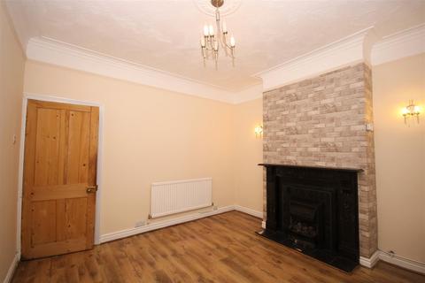 3 bedroom semi-detached house to rent, Newtown Road, Bedworth