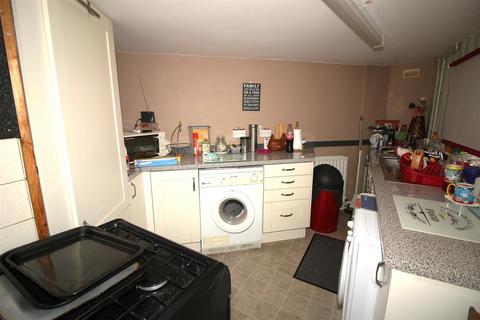 3 bedroom end of terrace house for sale, Callington Road, Saltash