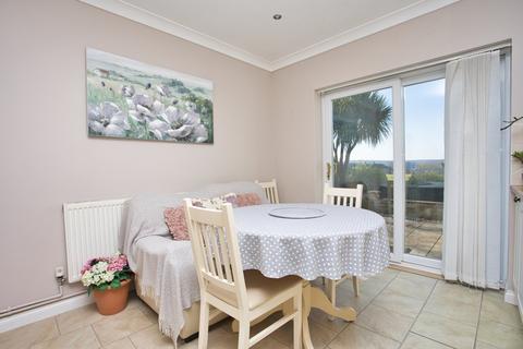34 The Linces, Dover, CT16 2BN