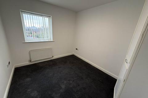 2 bedroom apartment to rent, Cheetham Hill Road, Manchester M8