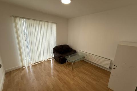 2 bedroom apartment to rent, Cheetham Hill Road, Manchester M8