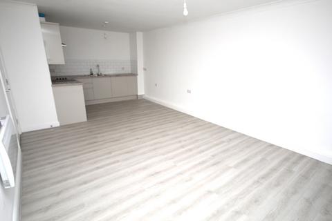 2 bedroom flat to rent, 1001 Chester Road, M32 0TA