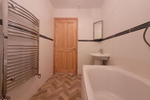 2 bedroom terraced house to rent, Excelsior Street, Waunlwyd, Ebbw Vale