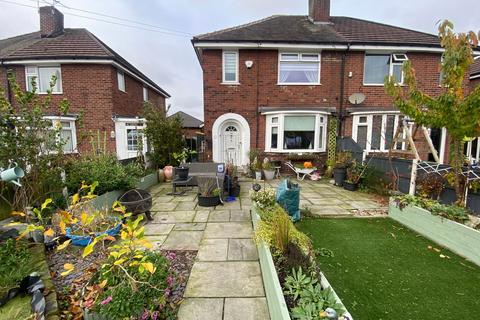 3 bedroom semi-detached house for sale, 58 Higher House Close, Chadderton