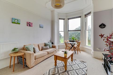 2 bedroom apartment for sale, Western Parade, Southsea