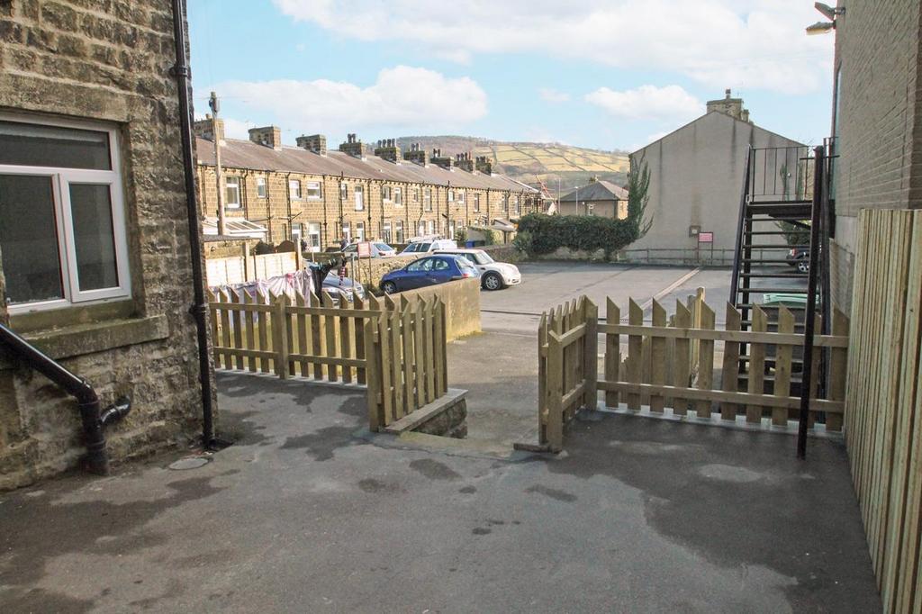 Zj YKf ZMGVkm PCk3mf B4 kw.jpg