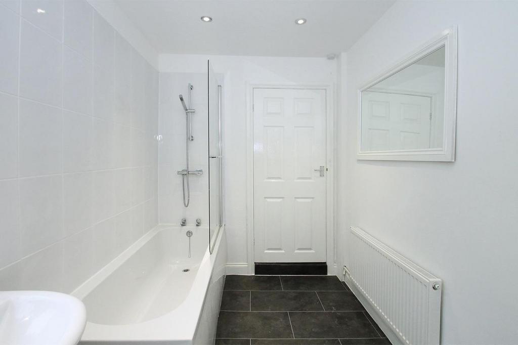 Flat a bathroom.jpg