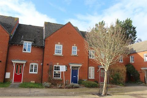 3 bedroom terraced house to rent, Halfpenny Road, Salisbury SP2