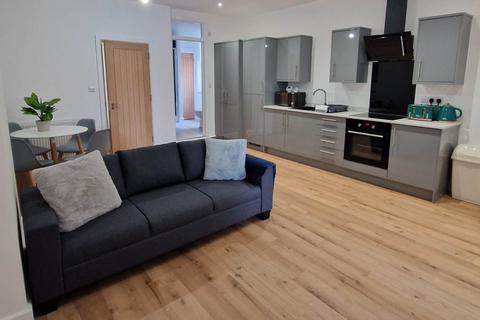 2 bedroom apartment to rent, Macklin Street, Derby,