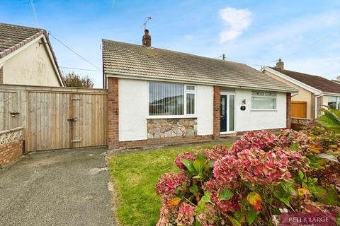 3 bedroom detached bungalow for sale, 28 Roland Avenue, Kinmel Bay, LL18 5DN