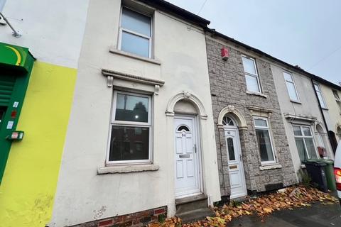 2 bedroom terraced house to rent, Bloxwich Road, Walsall WS2