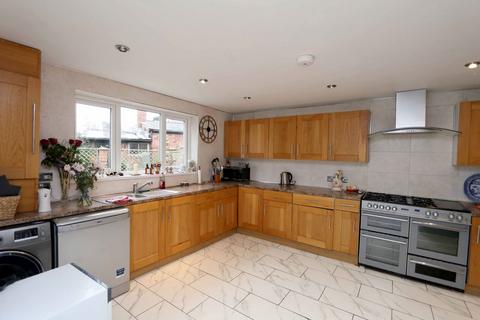 3 bedroom cottage for sale, Bonds Lane, Southport PR9