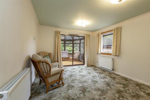 16 Heathery Rig, Tweedbank, Galashiels, TD1 3SA