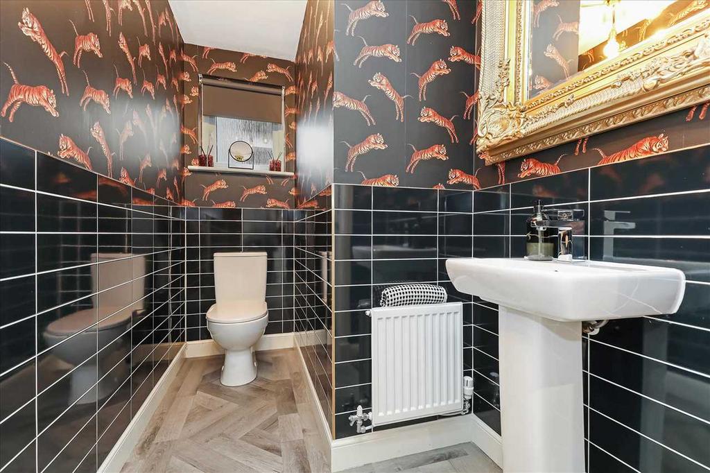 Lower Level WC