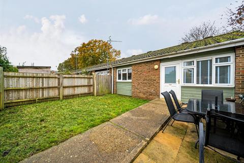 1 bedroom bungalow for sale, Redwing Avenue, Godalming, Surrey, GU7