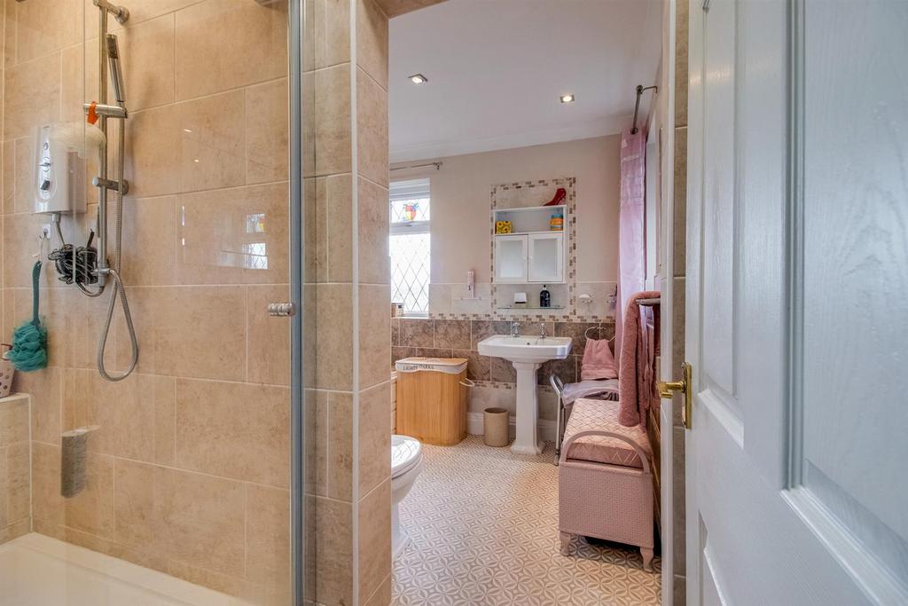Bathroom/w.c.