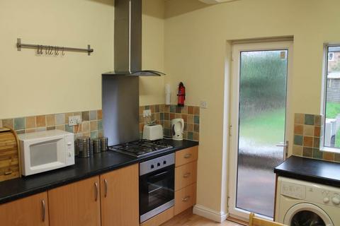 2 bedroom semi-detached house to rent, Morley Street, Derby,