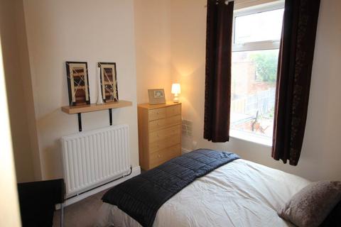 2 bedroom house share to rent, Stables Street, Derby,