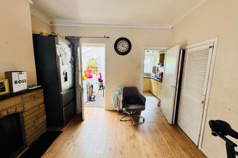 2 bedroom terraced house for sale, Malton Street, Plumstead, London, SE18 2EH