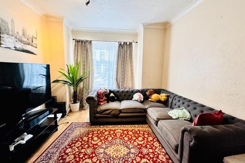 2 bedroom terraced house for sale, Malton Street, Plumstead, London, SE18 2EH