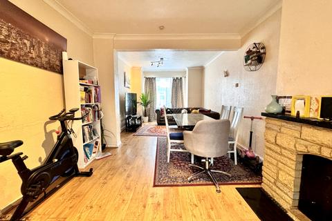 2 bedroom terraced house for sale, Malton Street, Plumstead, London, SE18 2EH