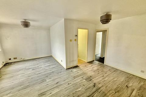 9 Dunecroft, Denton, Manchester, M34 3UB