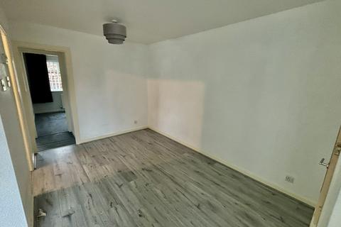9 Dunecroft, Denton, Manchester, M34 3UB