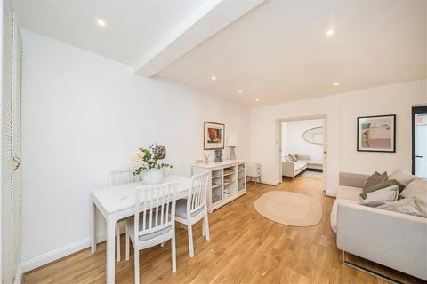 2 bedroom flat for sale, Hackney Road, London E2