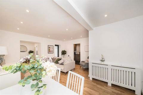 2 bedroom flat for sale, Hackney Road, London E2