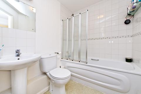 1 bedroom apartment to rent, Hanover House, Vauxhall SW8