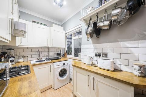 2 bedroom maisonette for sale, Rosehill, Hampton TW12