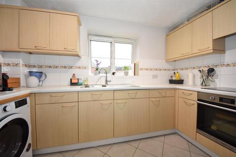 1 bedroom flat for sale, Frances Havergal Close, Leamington Spa