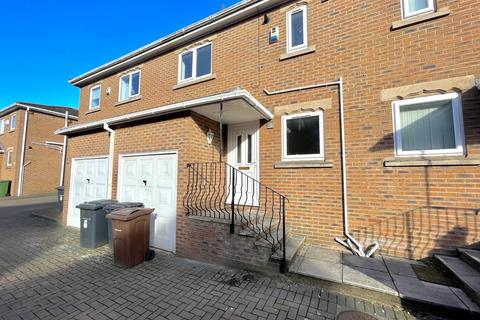 3 bedroom mews for sale, Southport PR9